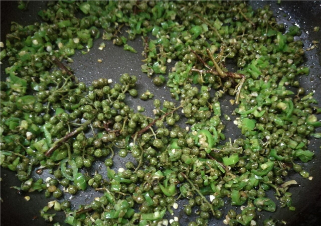 听说你们四川人有种毒，服下会有种不可描述的肉麻