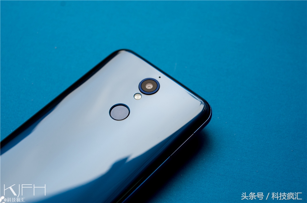 来一场华丽3D盛宴，裸眼3D手机ivviK5测评