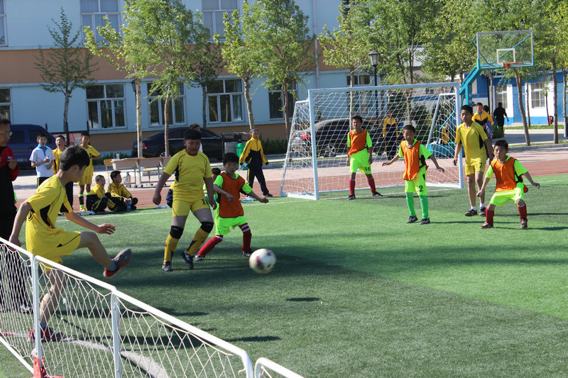 青春如火超越自我拔河比赛,青春如火超越自我全力以赴