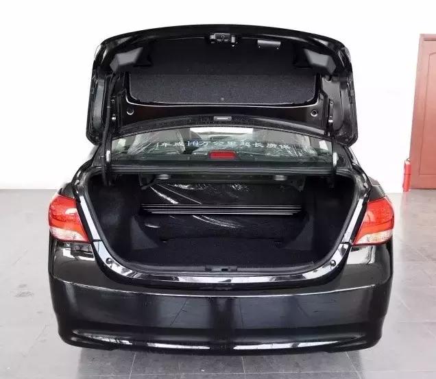 不到一万的比亚迪l3,十年的比亚迪l3还值得买吗