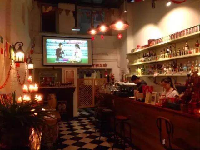 天津可以看球赛撸串的地方,在天津津南喝酒看球