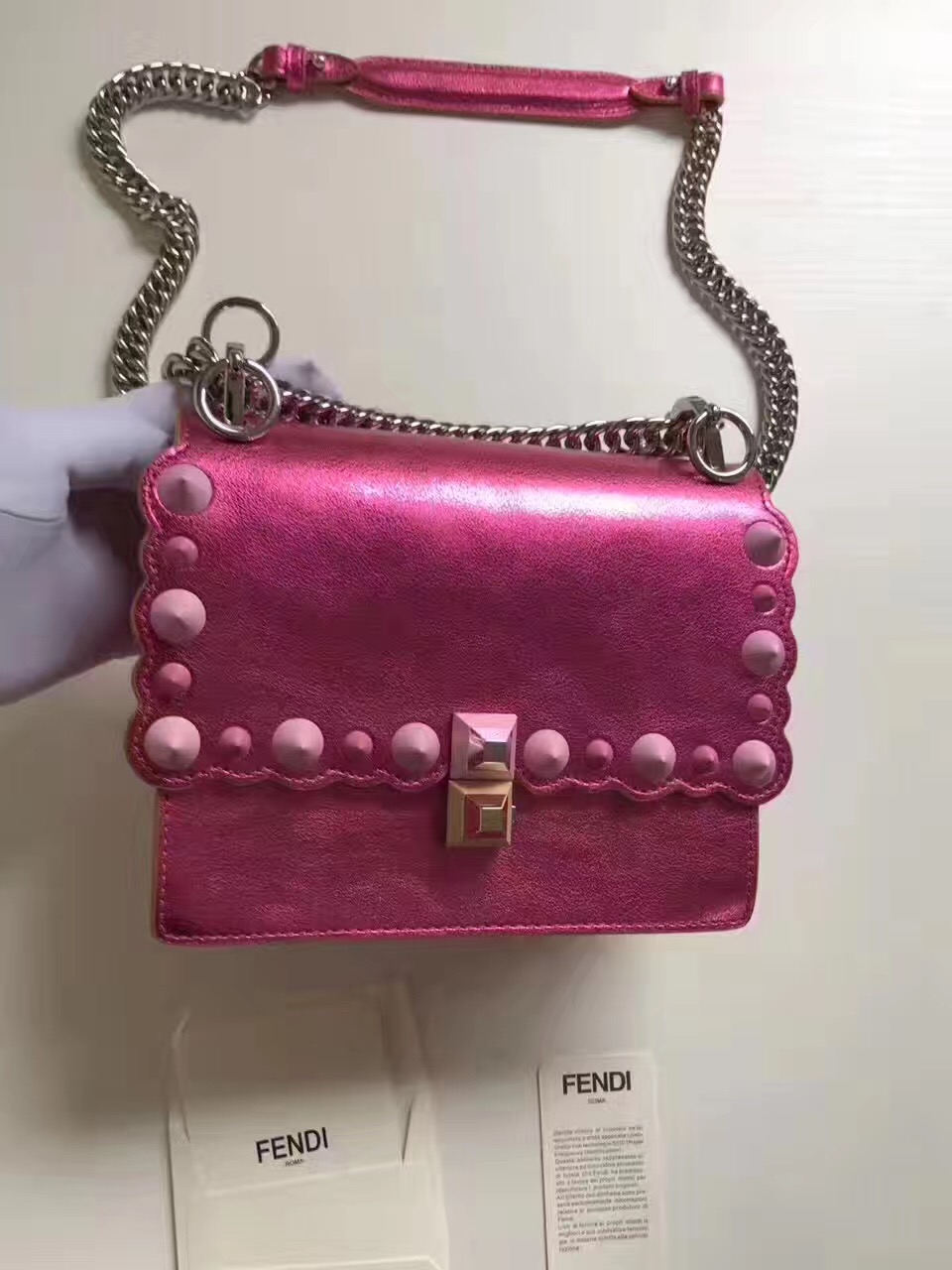 fendi包包最新款,fendi包的经典款