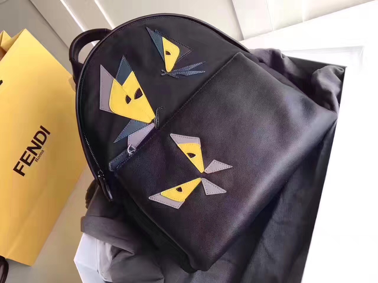 fendi包包最新款,fendi包的经典款