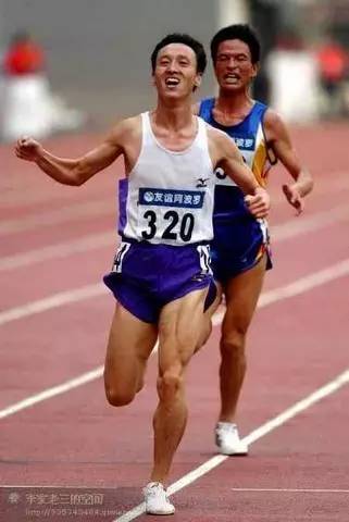 重马国内冠军刘英才：跃居“中国业余一哥”的兰州高中生