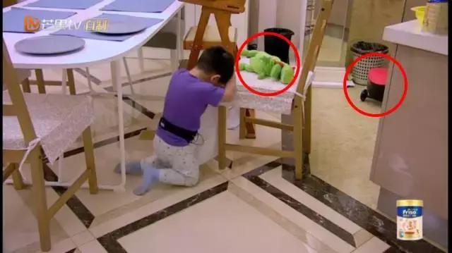 妈妈是超人伊能静妈妈抱米粒,妈妈是超人伊能静抱大儿子