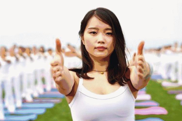 千人瑜伽最新视频,千人瑜伽现场
