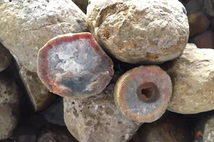 珠宝人还是美食家看看时下流行的那些好玩儿好吃的珠宝游学吧