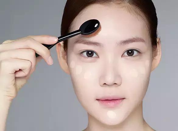 mac气垫遮瑕怎么样 (mac哪个色号适合淡妆或裸妆)