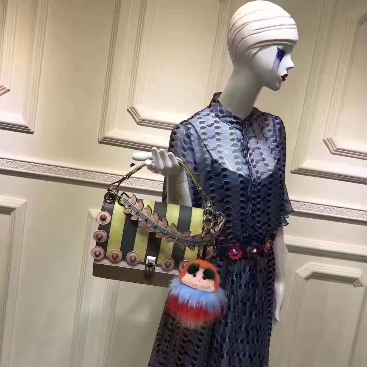 fendi包包最新款,fendi包的经典款