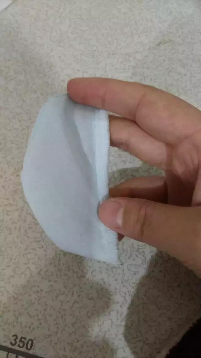 自己动手给宝宝做防踢睡袋,宝宝什么时候可以用分腿睡袋