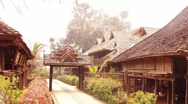 泼水节后，西双版纳该怎么玩，附防高温关注事项