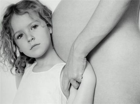 为生二胎多次流产,为了生二胎付出代价