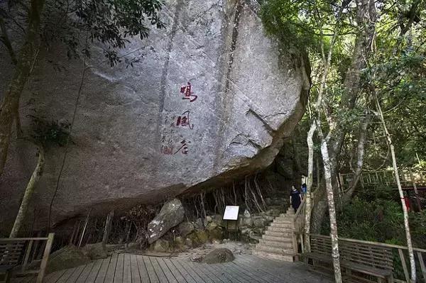 海南环线旅游攻略必去景点推荐,海南旅游攻略必去景点推荐日月湾