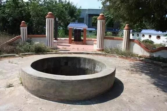 海南环线旅游攻略必去景点推荐,海南旅游攻略必去景点推荐日月湾