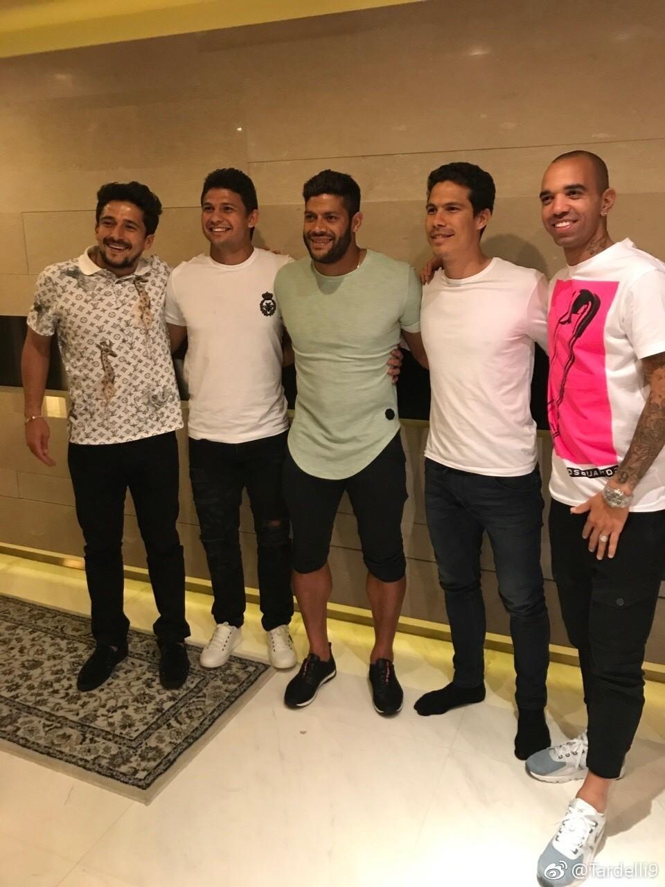 巴西暴力鸟和奥古斯托,巴西国家队老大哥