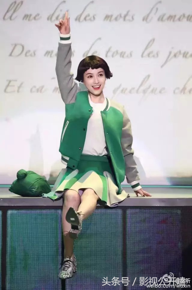 吴昕哭诉十年心酸历程,吴昕从什么时候开始改变的