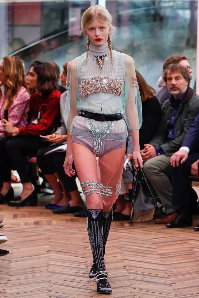 那些潮人喜欢在哪买衣服,潮人在哪挑衣服