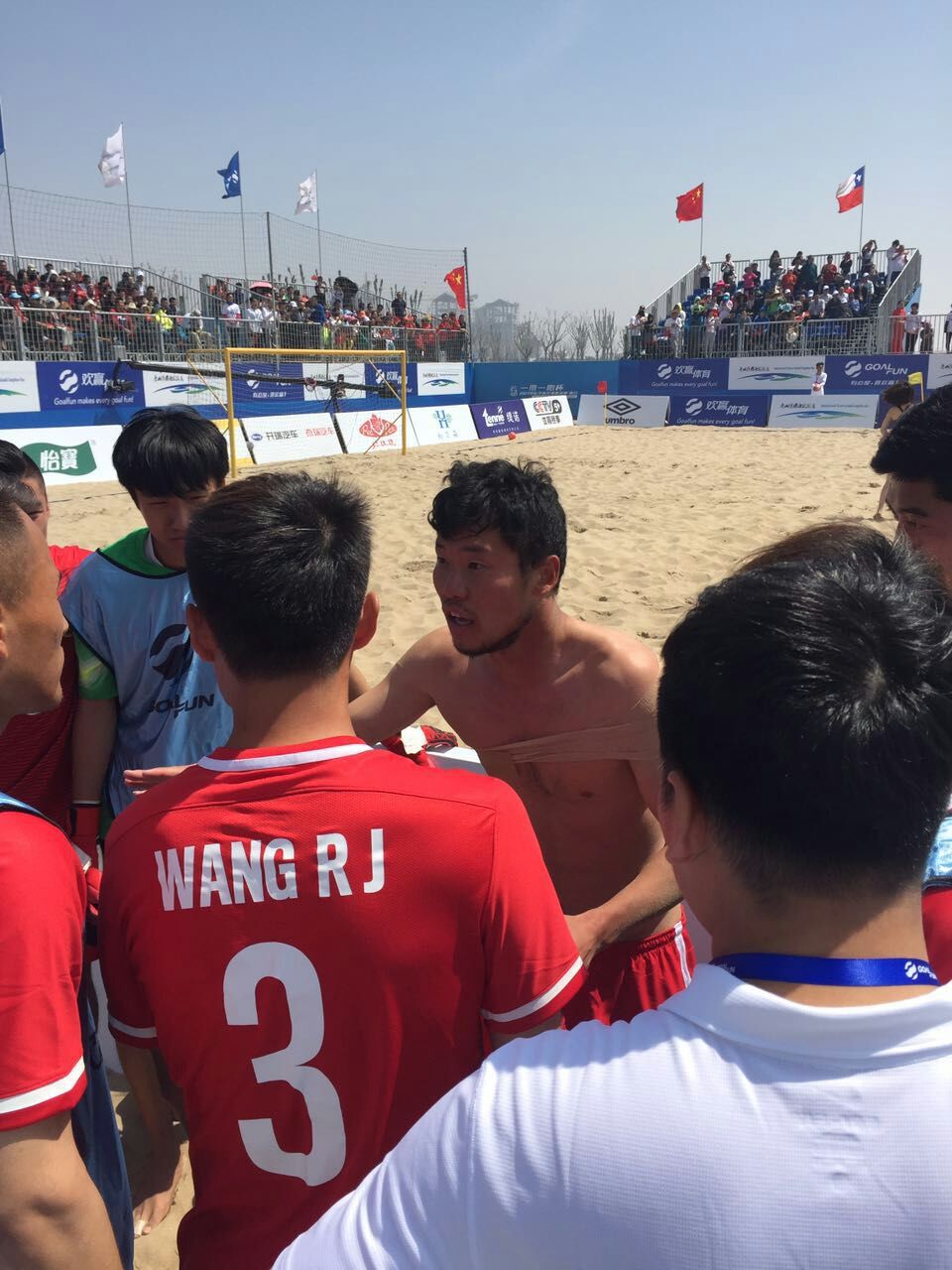 中国沙滩足球队长刘易斯,沙足前国家队队长