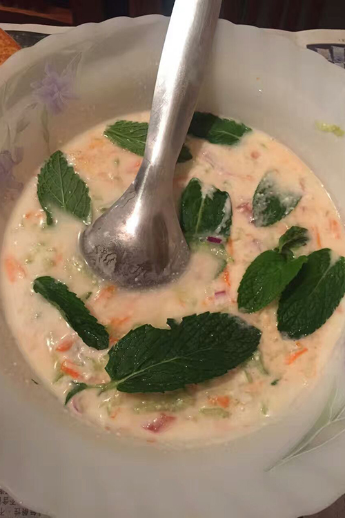 珠宝人还是美食家看看时下流行的那些好玩儿好吃的珠宝游学吧