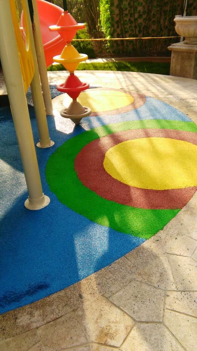 橡胶地垫制作全过程,橡胶地垫的铺设