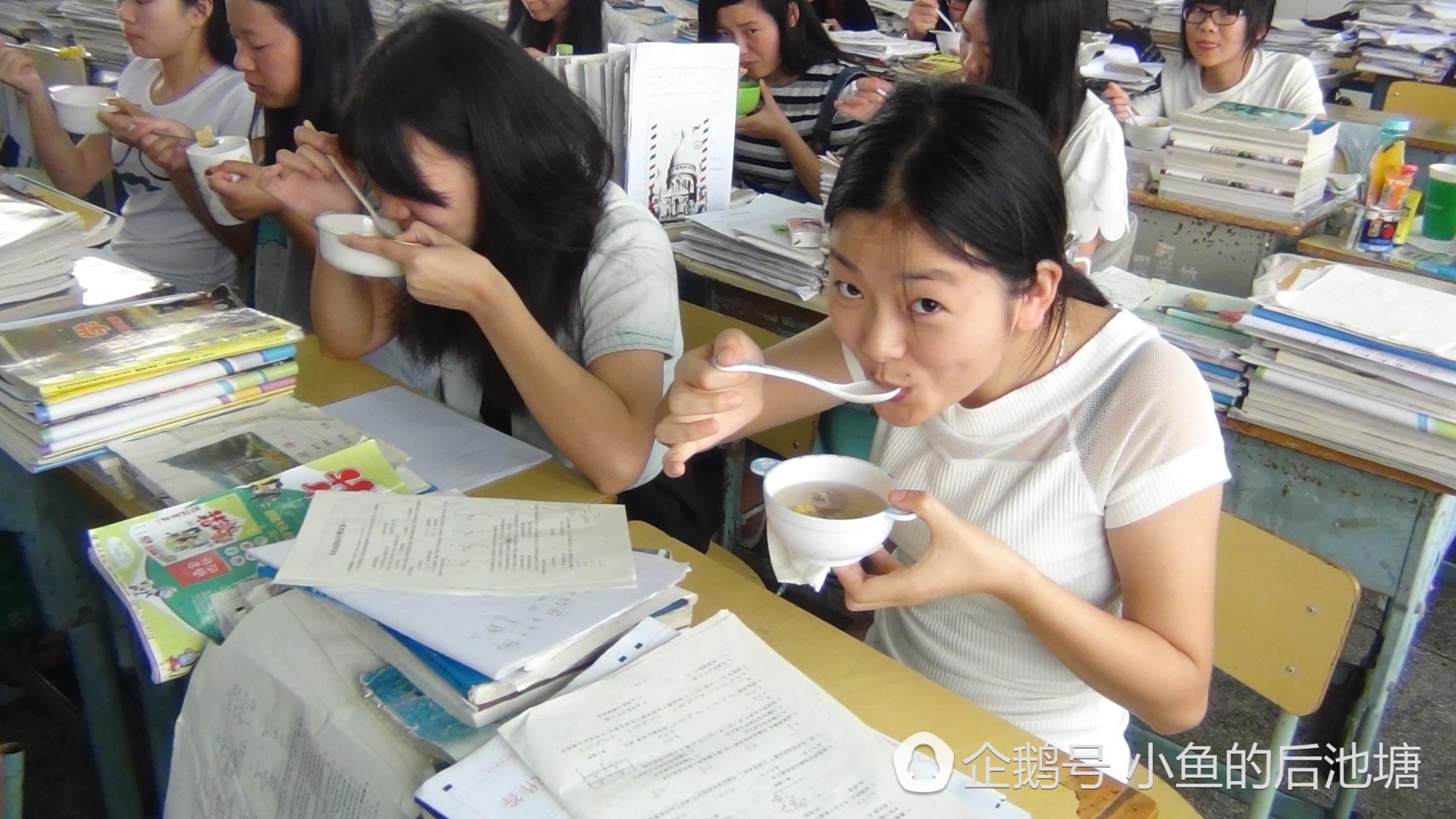 高三学生失眠焦虑吃什么药,高三学生失眠怎么办吃什么药