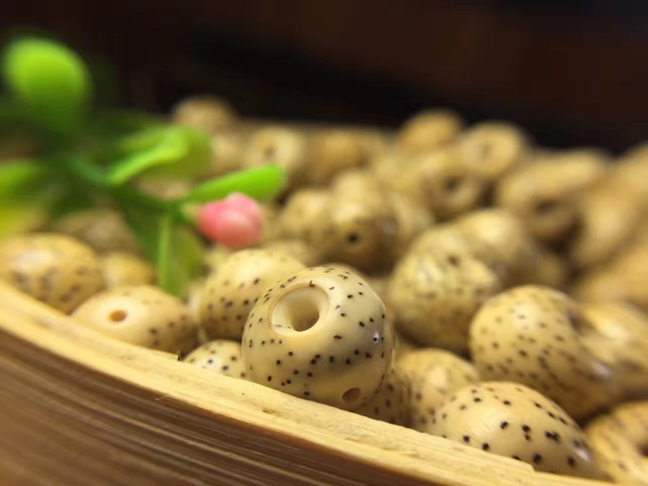 星月菩提陈籽玉化效果图,星月菩提陈籽为什么手感很干