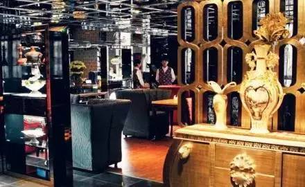 成都丽思卡尔顿西餐厅,成都旋转西餐厅