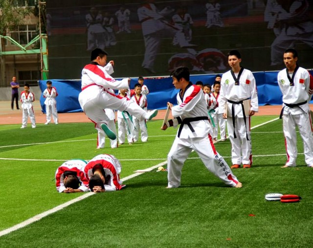 济南市中区小学春季运动会,狂欢嘉年华表演