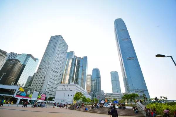 再一次香港｜带着老妈去看花花世界，佐敦觅食，中环闲逛，维港夜游，探索迪士尼的童话天地！