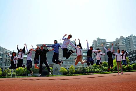 华师大长宁区,上海华师大附属小学和临港明珠