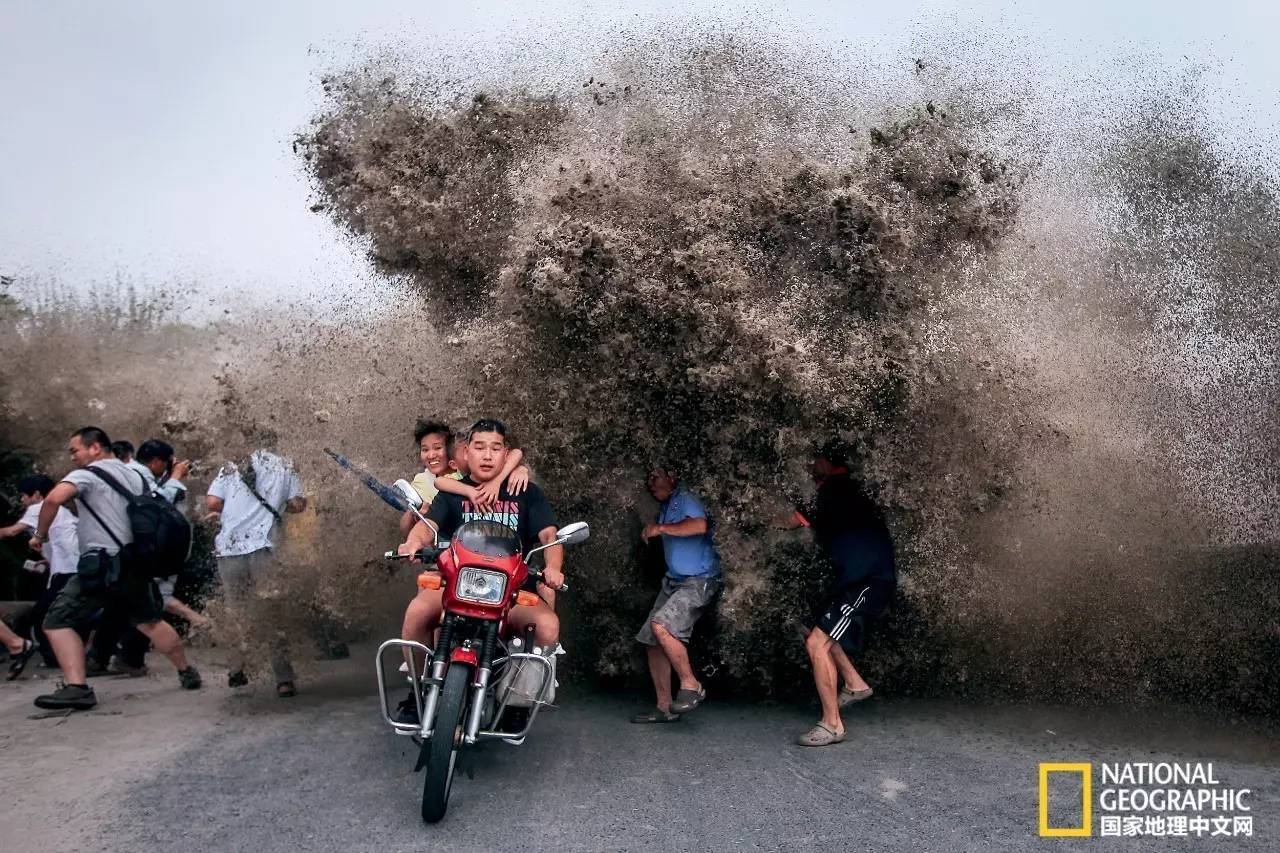 2022国家地理全球摄影大赛投稿,2016美国国家地理杂志摄影大赛