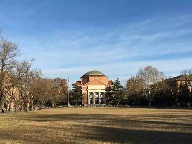 四月是你的生日伴奏,四月是你的生日手语舞完整版