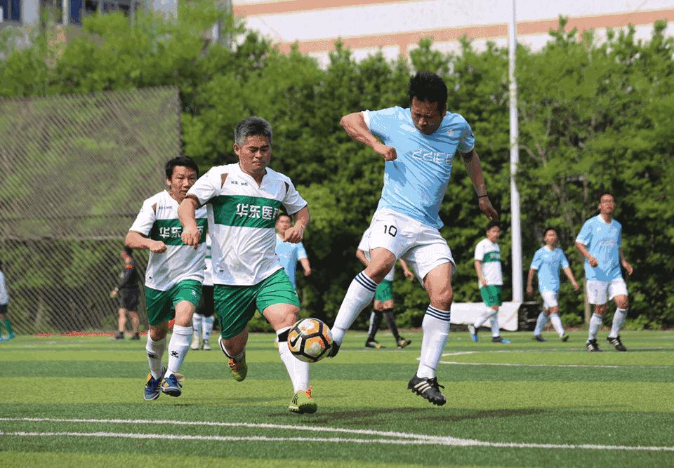 他们上演了一场杭州版实况足球，用爱搭起希望的桥梁！