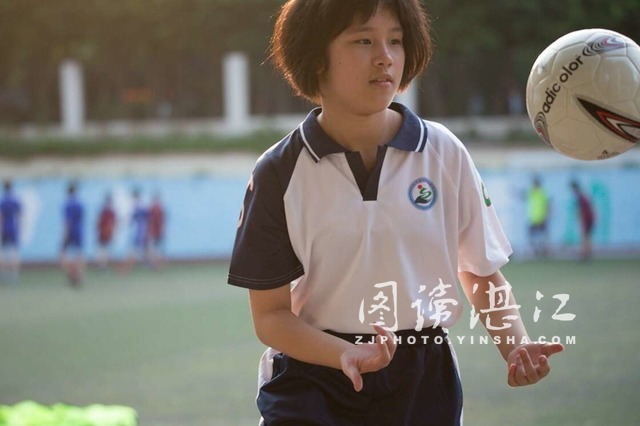 校园足球特色学校足球联赛,校园足球联赛展风采