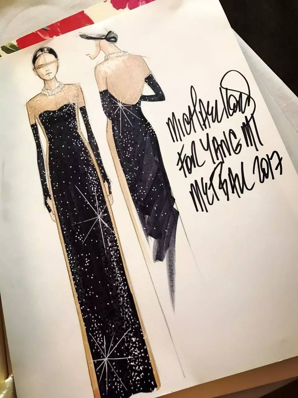 杨幂metgala红毯万寿牡丹现场,杨幂上红毯