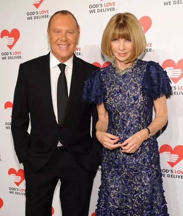 杨幂metgala红毯万寿牡丹现场,杨幂上红毯