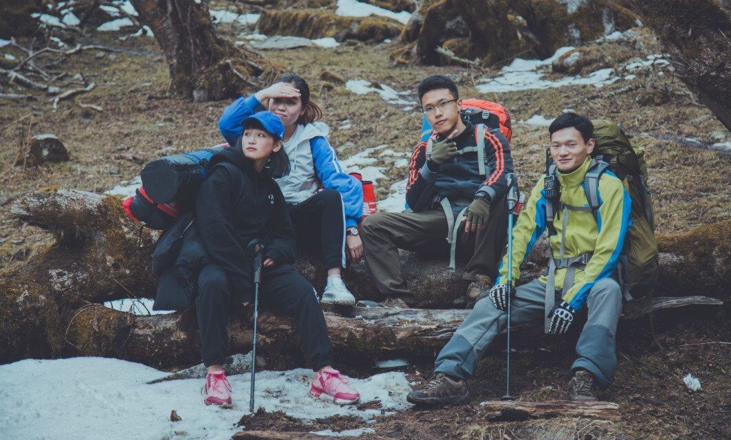 成体背包客带起包子重回甲尔猛措