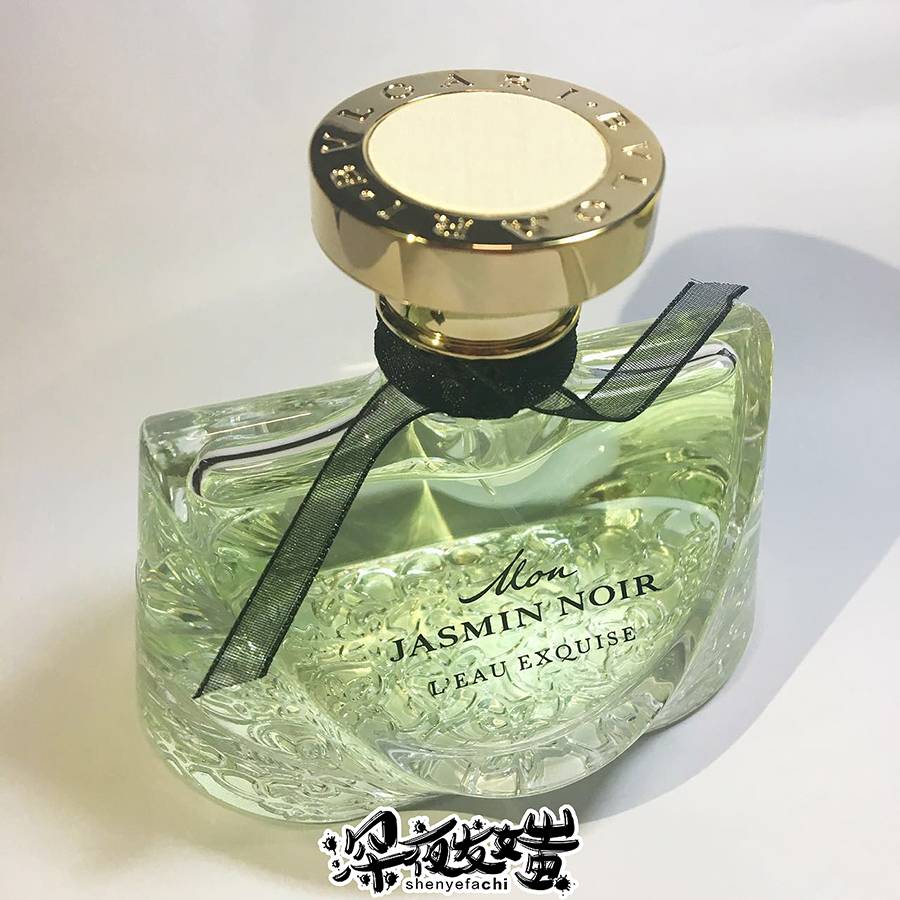 为什么买的香水味道一样的,为什么别人买的香水那么好闻