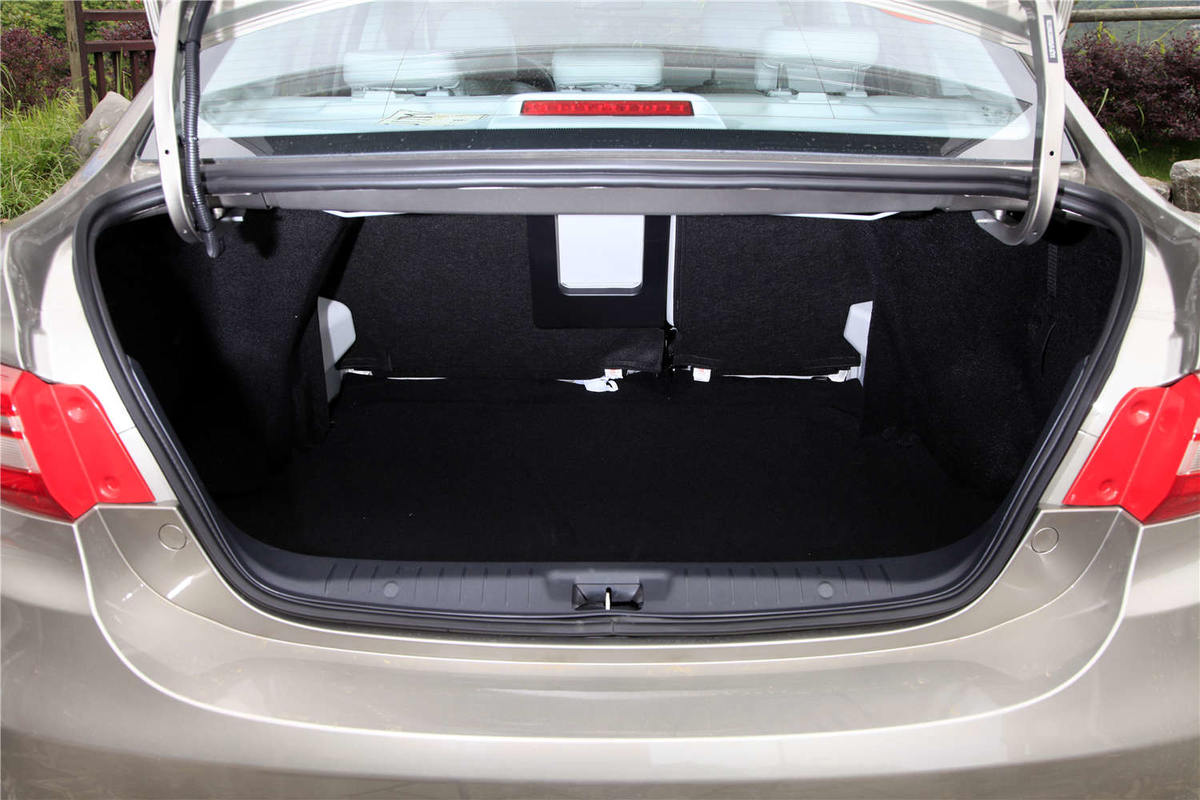 试驾东风景逸s50,东风景逸s50试驾