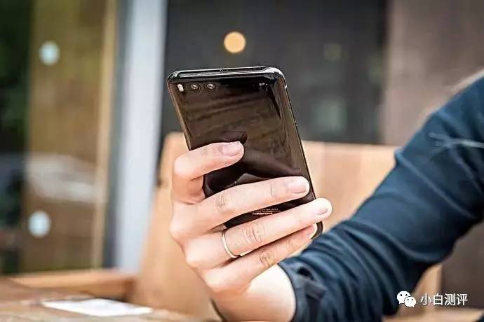 「售后」小米6摔坏也能赔250元换新机