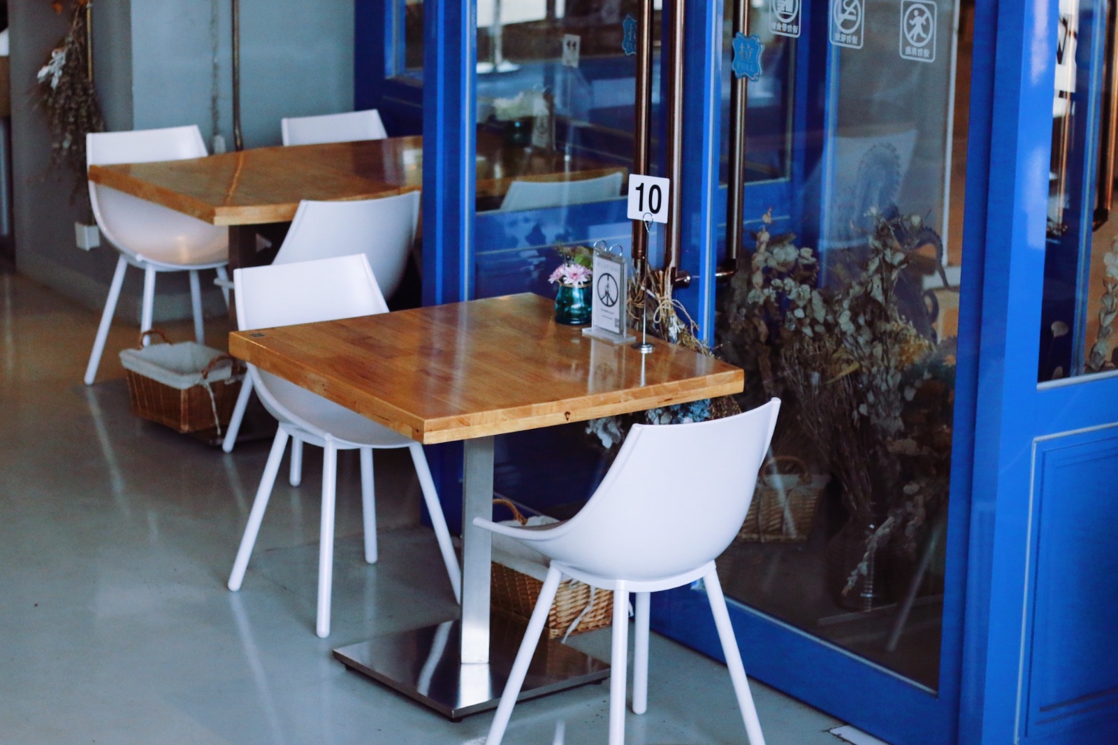 BLUFISH｜他在天津造了这座蓝色的饕餮城堡，只为把青梅竹马的她从巴黎追回来