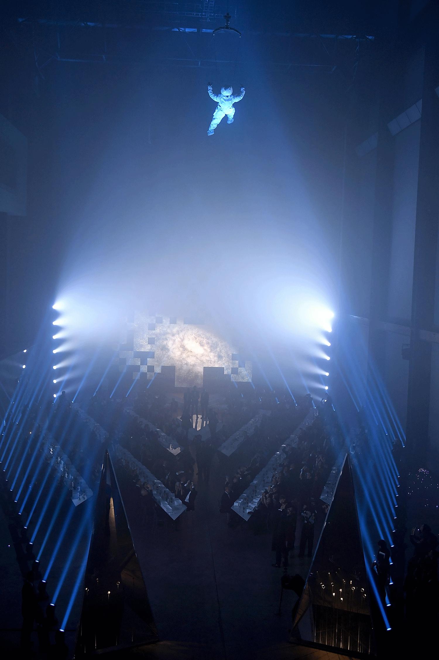 超霸普雷斯利,超强风暴席卷英国