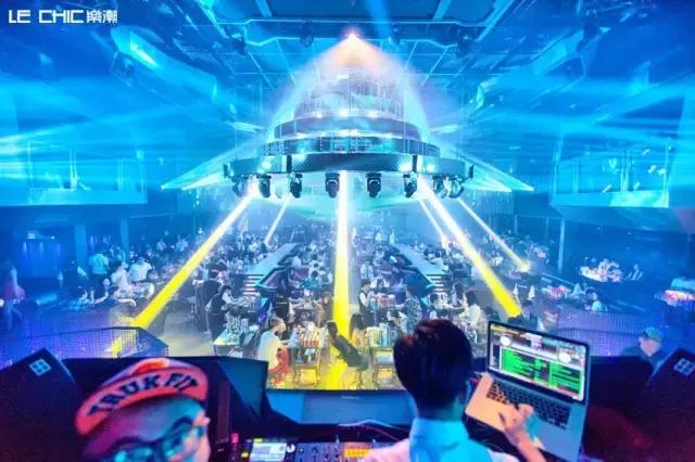 天津可以看球赛撸串的地方,在天津津南喝酒看球