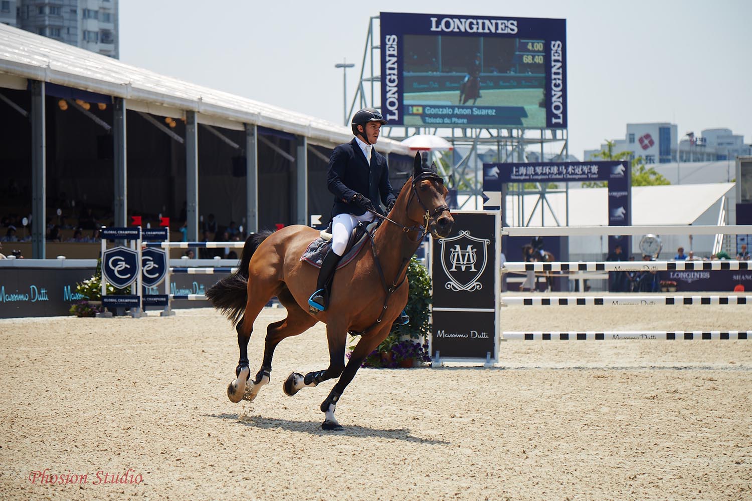 Phosion带你邂逅你的男神女神上海浪琴环球马术冠军赛
