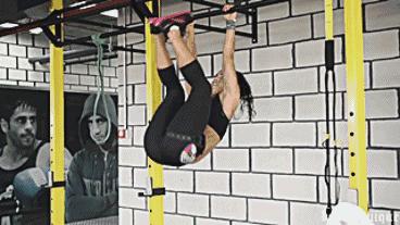 娘man的人还不如这些健身妹纸，这几个动作你有妹纸厉害吗