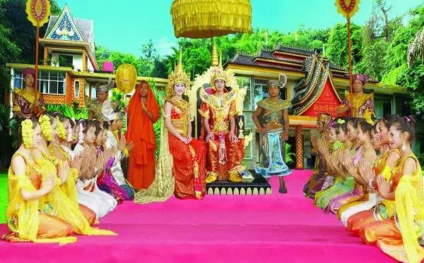 泼水节后，西双版纳该怎么玩，附防高温关注事项