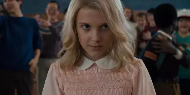 netflix米莉波比布朗,米莉波比布朗和小罗伯特唐尼