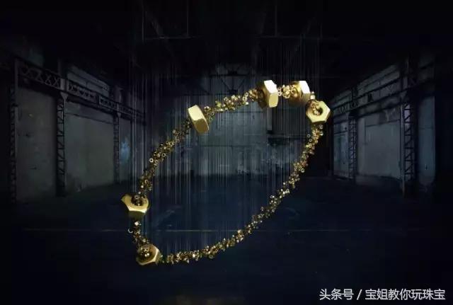 我在家里藏了一箱子卡地亚被发现了