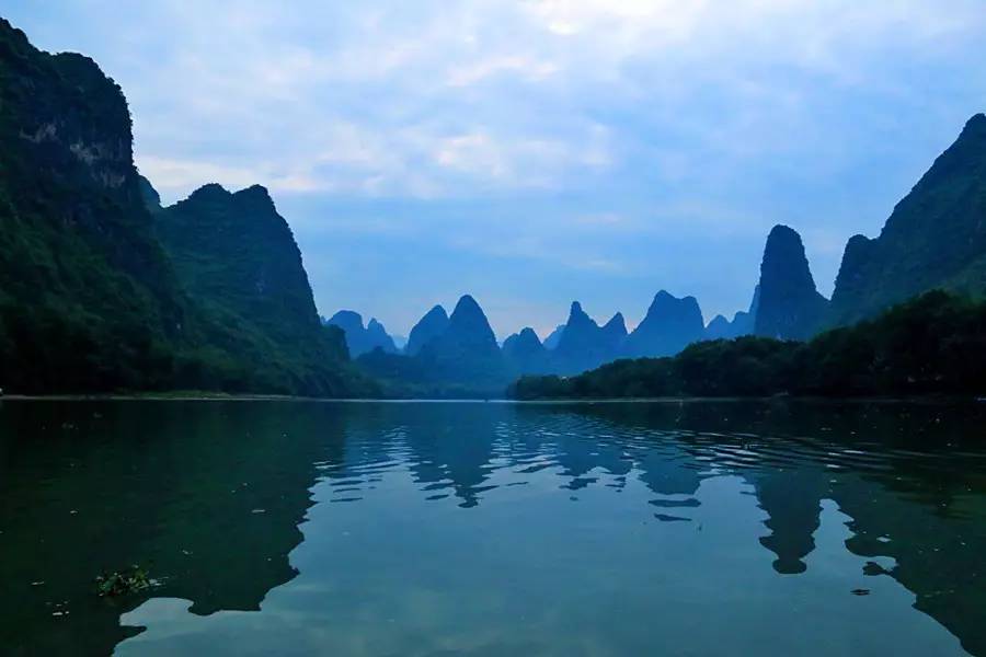 元宝山下，山水云间，悠悠闲云时光，恰好那时我也在