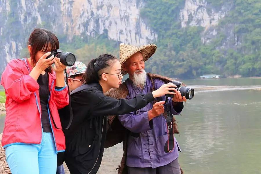 元宝山下，山水云间，悠悠闲云时光，恰好那时我也在